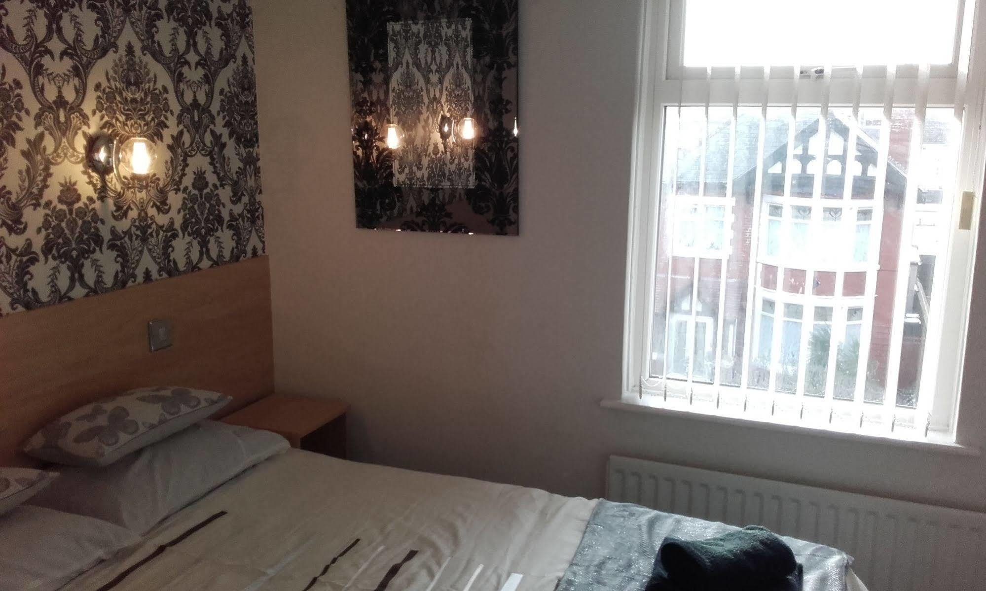 The Penrhyn Hotel Blackpool Buitenkant foto